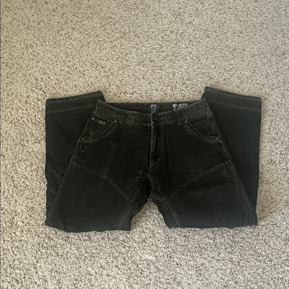 Kuhl Men's Dark Cargo Pants - Picture 5 of 5